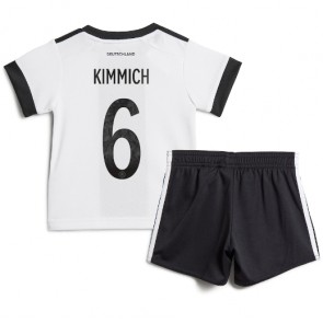 Tyskland Joshua Kimmich #6 Hjemmebanesæt Børn VM 2022 Kort ærmer (+ korte bukser)